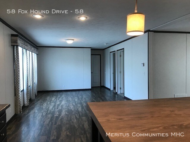 Foto del edificio - 58 Fox Hound Dr