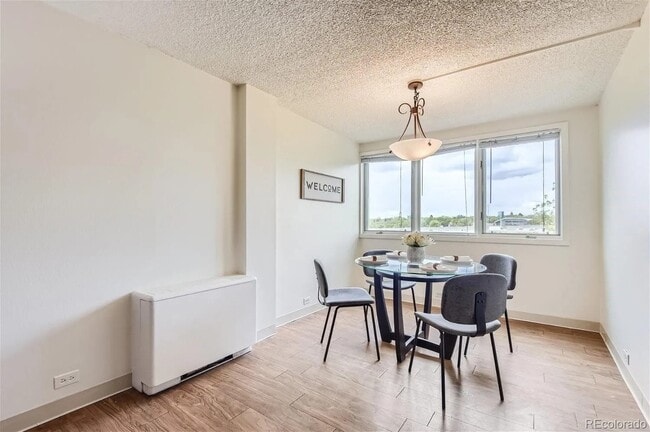 Dining Room - 2225 Buchtel Blvd S Apartments