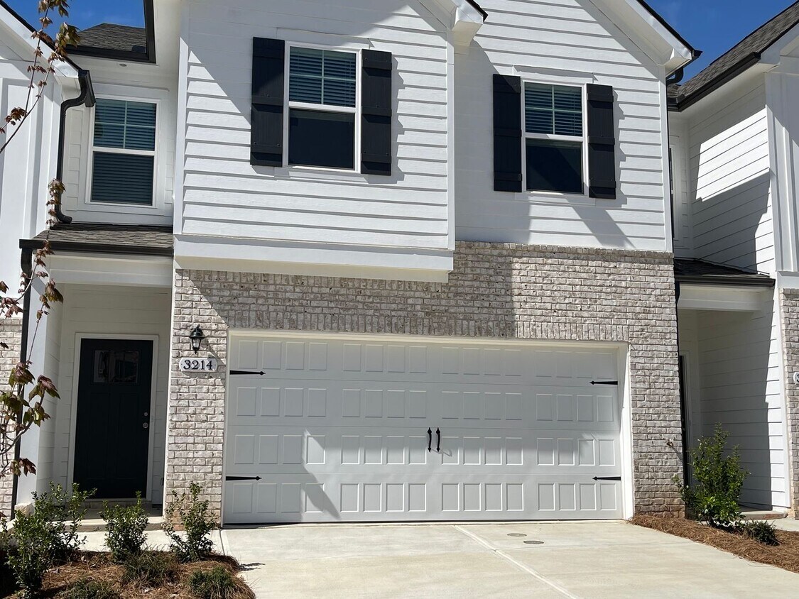 Foto principal - Brand NewTownhome In Opelika!