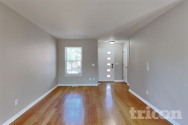 Foto del edificio - 1392 S Akron Ct