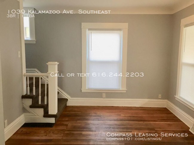 Building Photo - 1039 Kalamazoo Ave SE