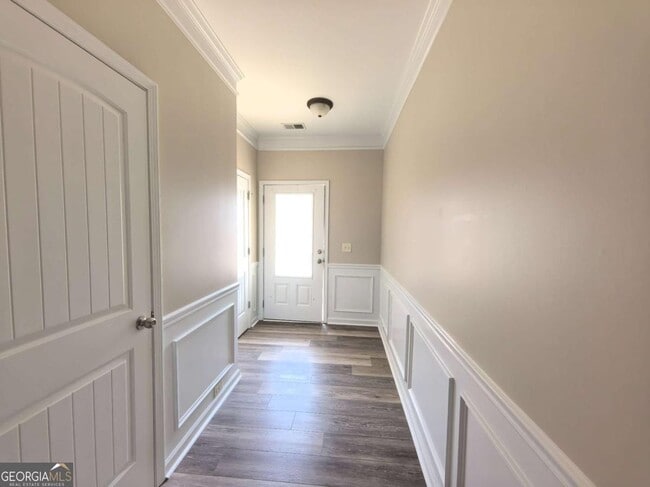Building Photo - 2765 Gower Way