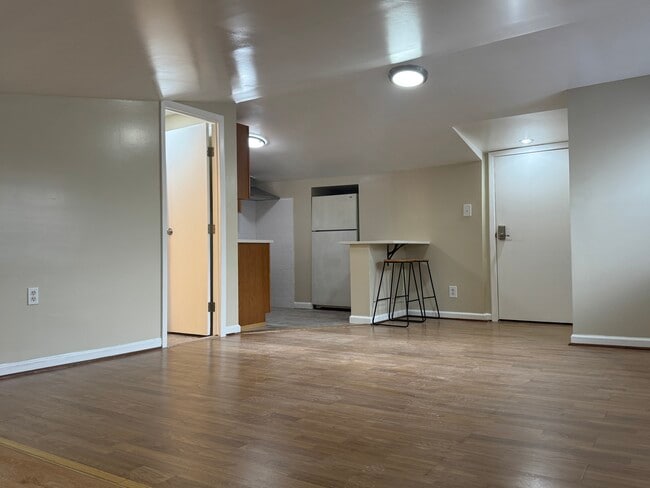 Photo - 569 Jerome St Townhome