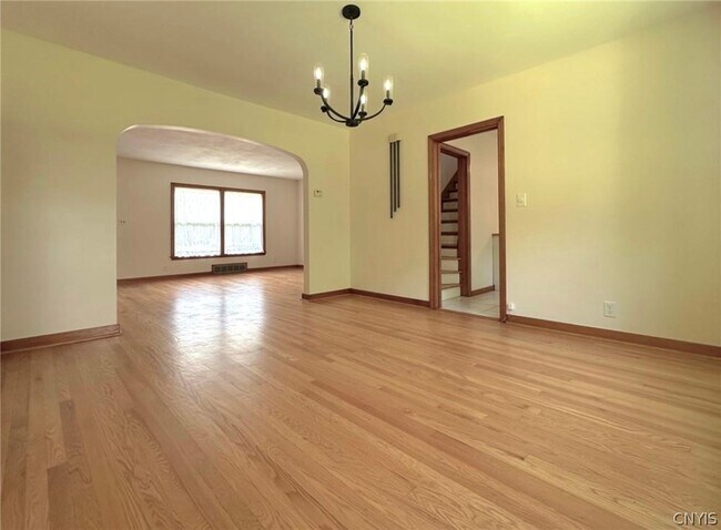 Foto del edificio - 50 New Hartford St