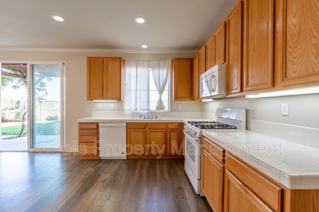Building Photo - 37400 Queen Anne Pl.