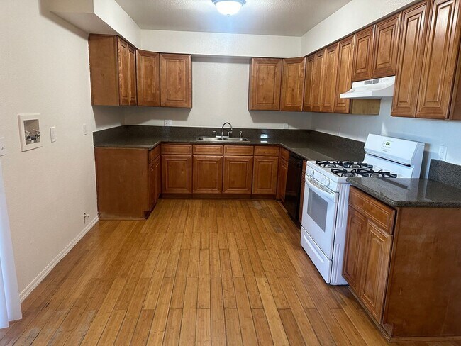 Foto del edificio - 21604 Loop St