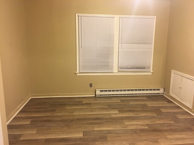 Foto del edificio - GREAT LOWER SOUTH HILL STUDIO , CLOSE TO HUCKLEBERRY MARKET