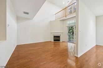 Building Photo - 618 Turlington Ct