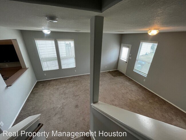 3 br, 2.5 bath House - 16838 Libson Falls ... photo'