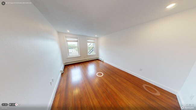 Building Photo - 322 Tappan St