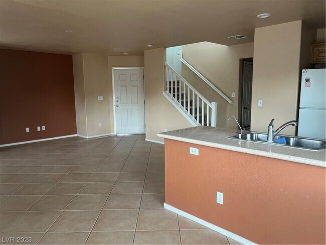 Foto del edificio - 1991 Sundown Canyon Dr