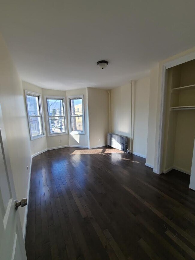 Foto del edificio - 332 Walnut St