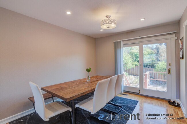 Foto del edificio - 845 Banbury Ln