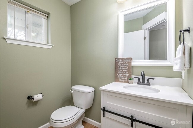 Foto del edificio - Large 3 bedroom pet friendly home at a gre...