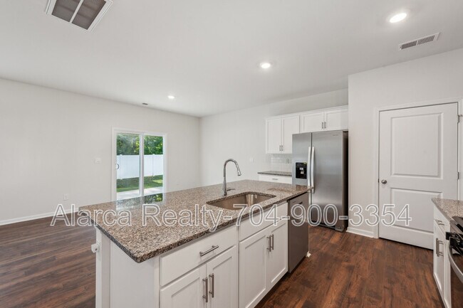 Building Photo - 14220 Wilson Mac Ln