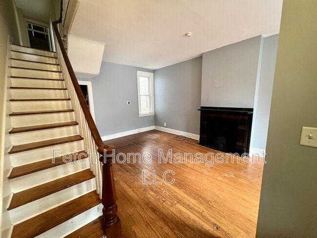 Foto del edificio - 533 W Walnut St