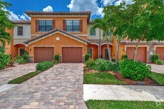 Building Photo - 20145 Lagente Cir