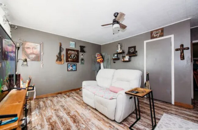 Foto del edificio - 7180 N Hwy 38