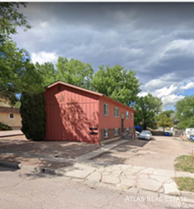 Building Photo - 2116 Friendship Pl