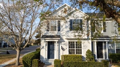 Building Photo - 1601 Bonnie Rue Ln