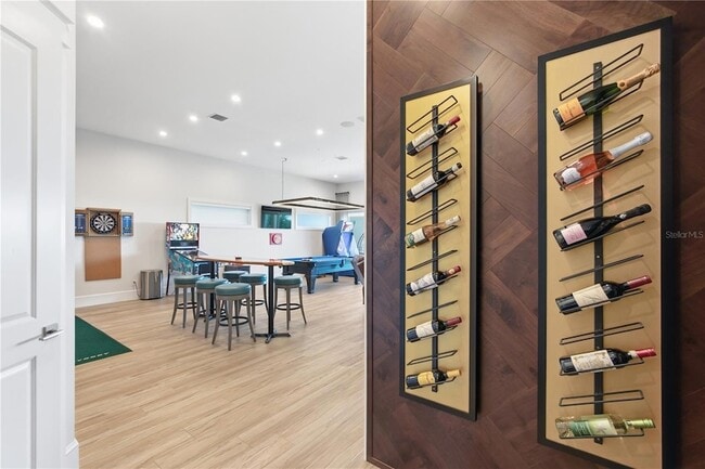 Building Photo - 340 Ocean Crest Dr