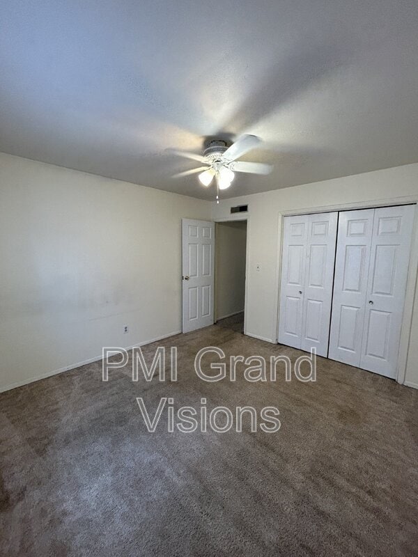 Building Photo - 1628 University Dr