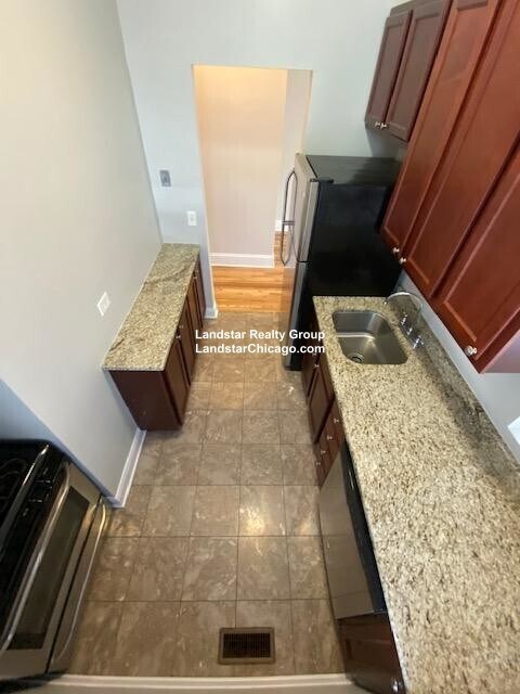 Foto del edificio - 1480 W Erie St