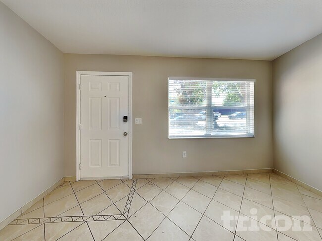 Building Photo - 505 22nd Terrace E