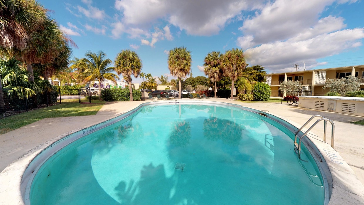 Photo - Cynthia Gardens Apartments