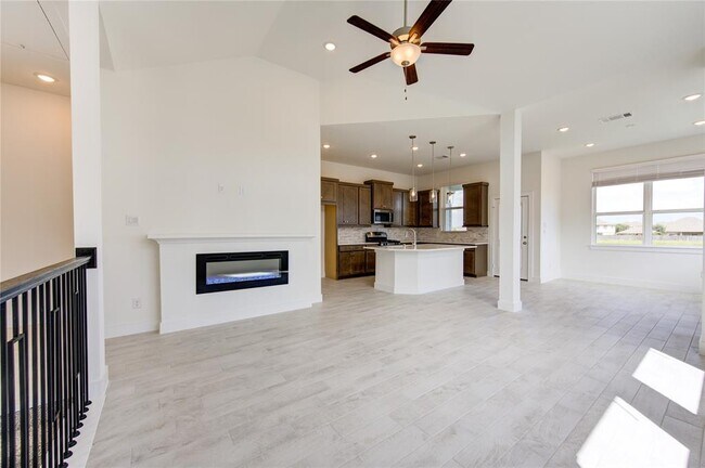Building Photo - 21062 Garden Palm Dr