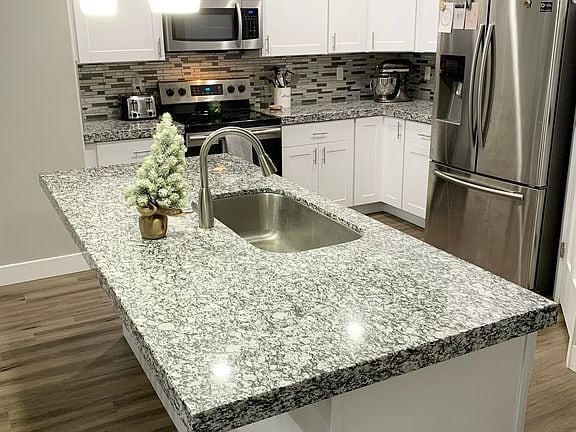 Building Photo - 1999 E Abbey Way