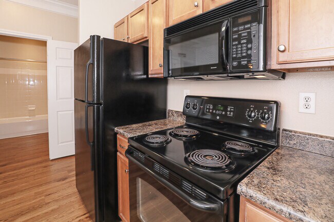 Cocina *el color de los gabinetes varía - Villas at Cypresswood