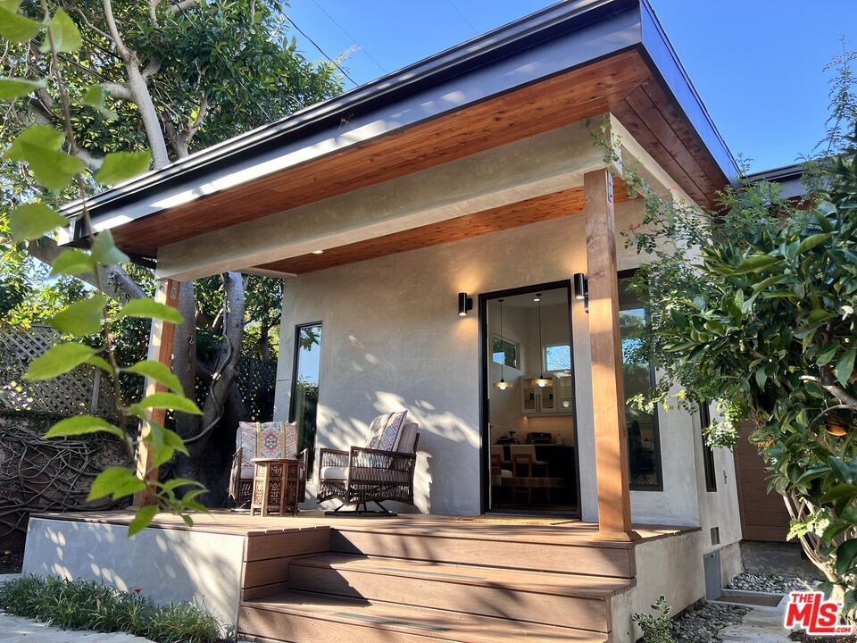 Foto principal - 4281 Jackson Ave
