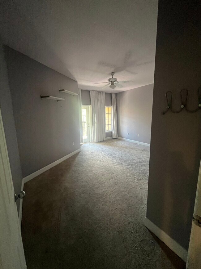 Building Photo - 121 Beach Haven Ln