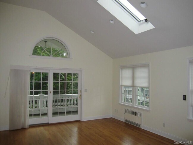 Foto del edificio - 62 Soundview St