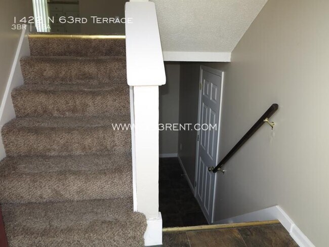 Building Photo - 1422 N 63rd Terrace