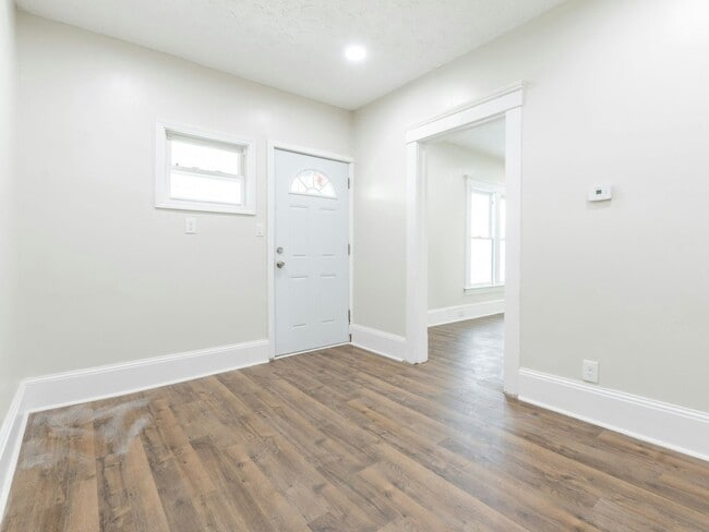 Building Photo - 6709 Lawn Ave