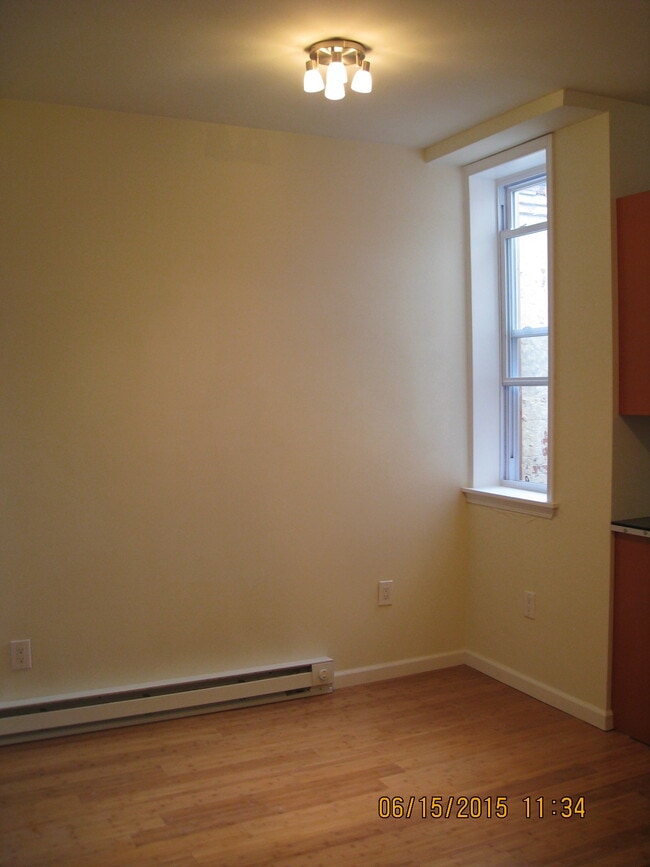 Dining - 3223 N 15th St