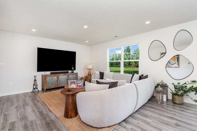 Building Photo - 3736 Miltonsburg Dr