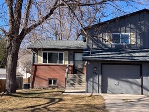 Building Photo - GREAT DEAL! Get the Rest of July Rent-Free! Free Smart 55" TV!
