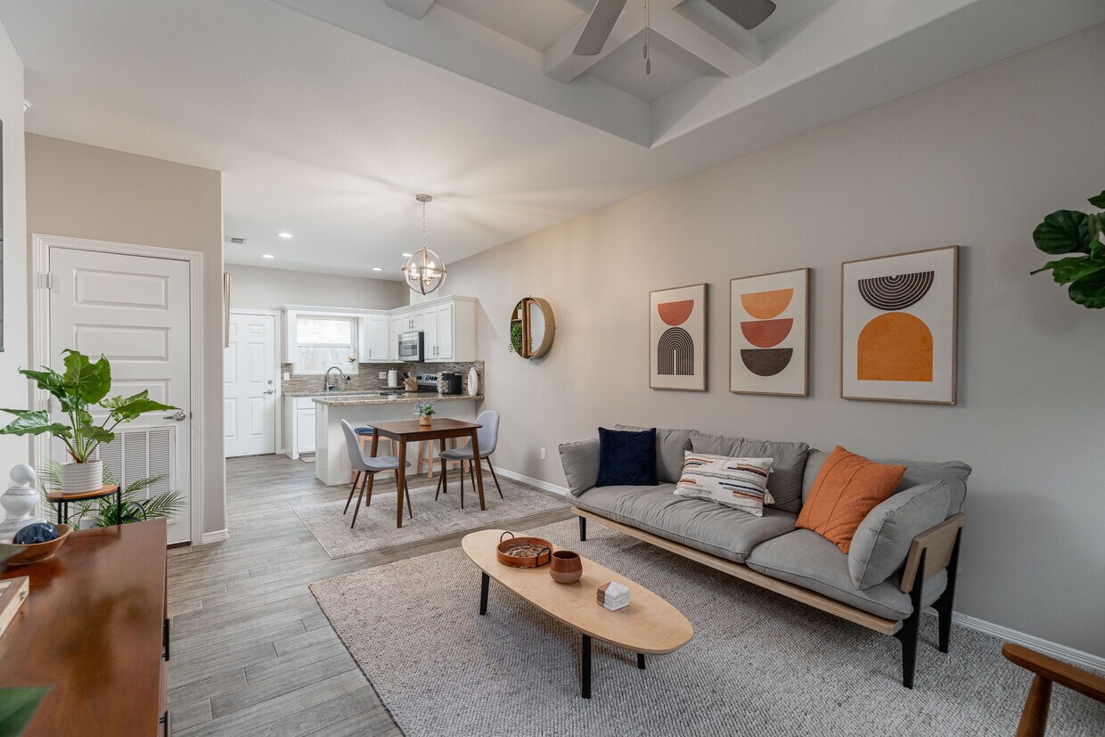 Foto principal - 1720 W Harrison St