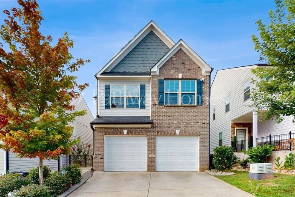 Foto principal - 3950 Lake Manor Way