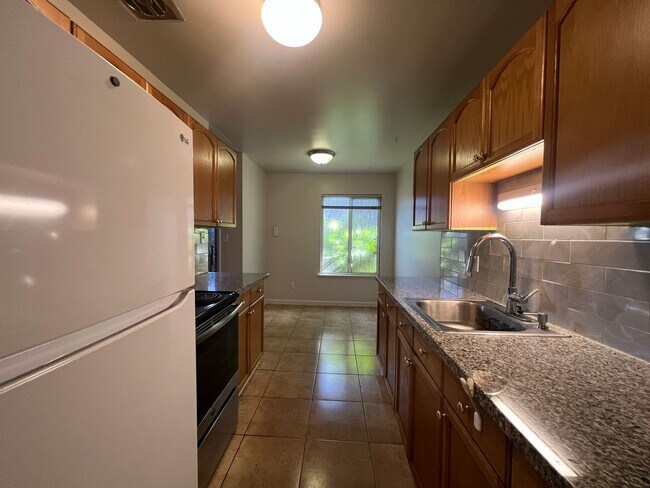 Foto del edificio - 1137 Oakmont Dr