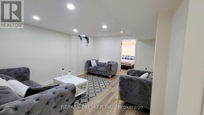 Photo du bâtiment - 25 Granite St