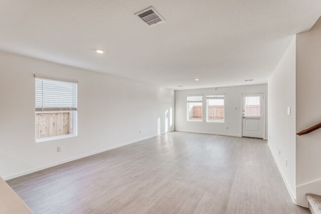 Foto del edificio - 472 San Miguel Crk Dr