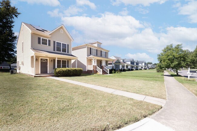 Building Photo - Modern Comfort in Richmond! Stunning 3-Bed...