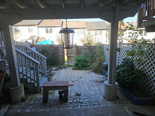 Foto del edificio - 4606 Charlton Ct