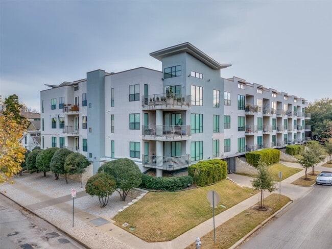 Photo - 4040 N Hall St Apartment