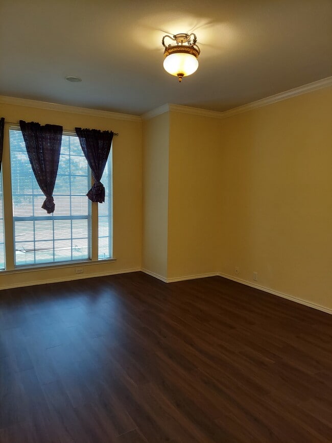 Building Photo - 6727 Winston Dr