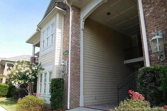 Building Photo - 2661 Lockwood Rd